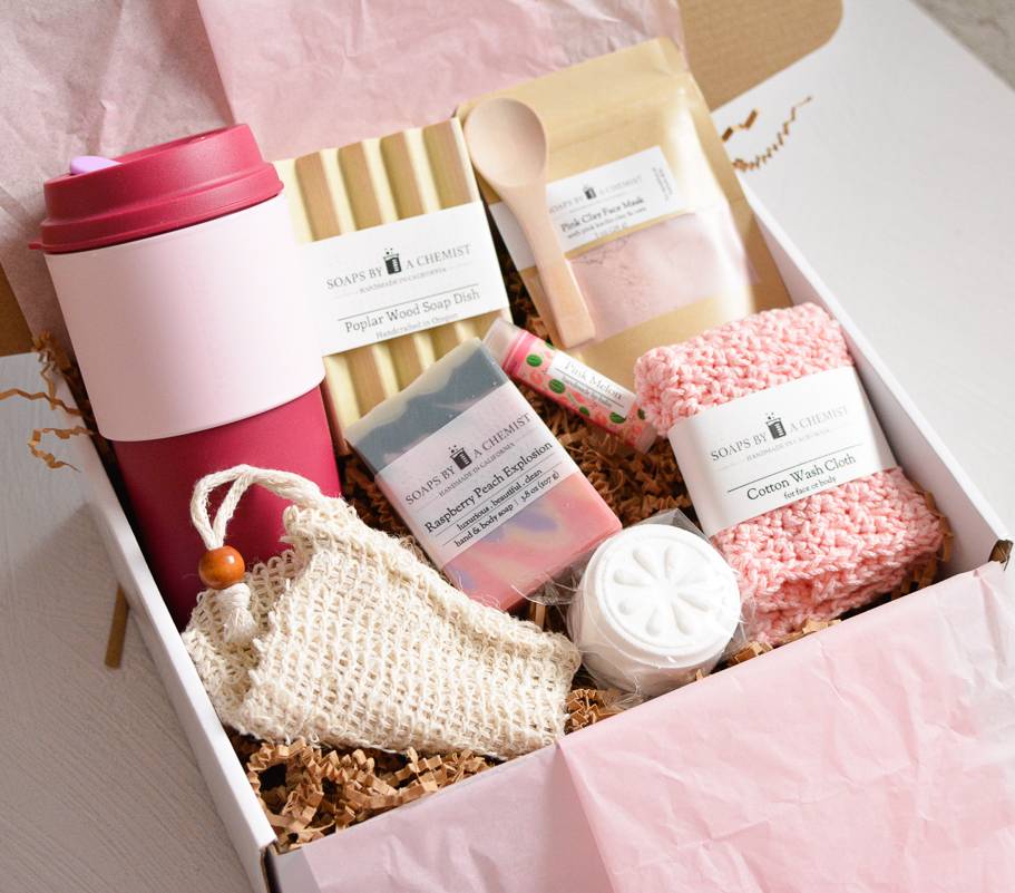 Peachy Pink Luxury Spa Gift Set w/Pink Tupperware Cup